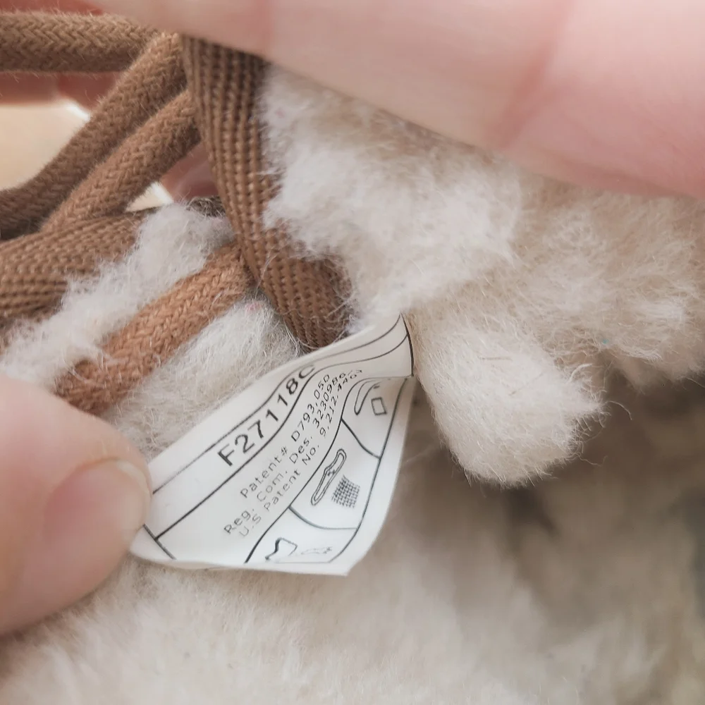 UGG Neumal kids chestnut fur lined chukka boots